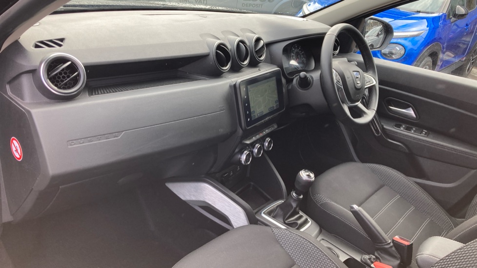Dacia Duster 1.0 TCe 90 Prestige 5dr Petrol Estate - Image 9