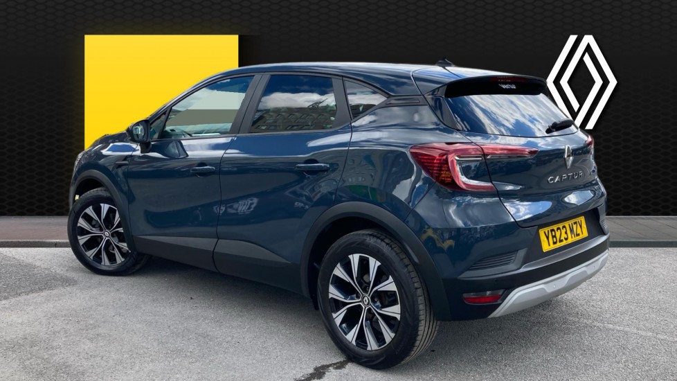 Renault Captur 1.6 E-Tech full hybrid 145 Evolution 5dr Auto Hybrid Hatchback - Image 2