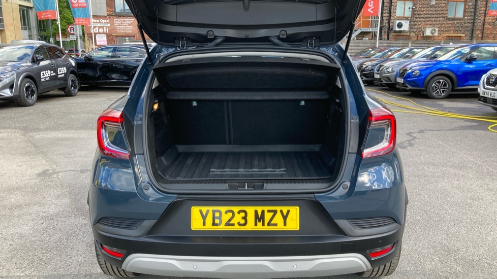 Renault Captur 1.6 E-Tech full hybrid 145 Evolution 5dr Auto Hybrid Hatchback - Image 4
