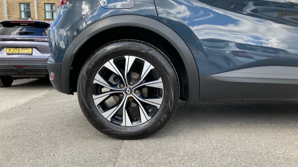 Renault Captur 1.6 E-Tech full hybrid 145 Evolution 5dr Auto Hybrid Hatchback - Image 7