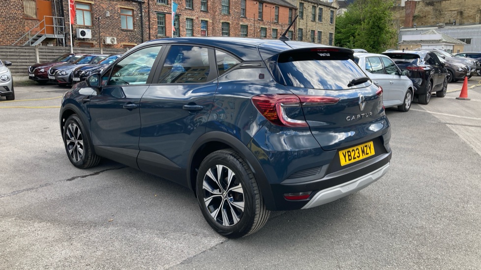 Renault Captur 1.6 E-Tech full hybrid 145 Evolution 5dr Auto Hybrid Hatchback - Image 17