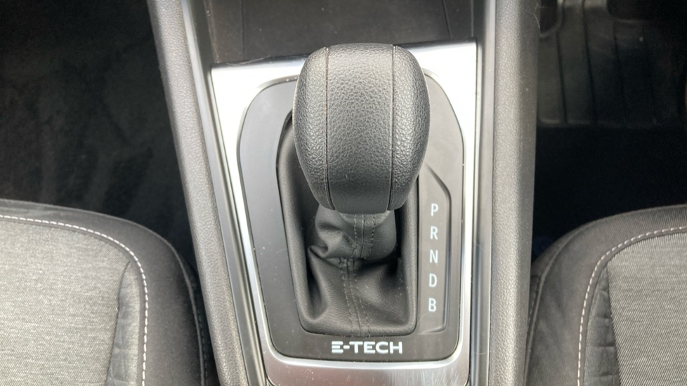 Renault Captur 1.6 E-Tech full hybrid 145 Evolution 5dr Auto Hybrid Hatchback - Image 23