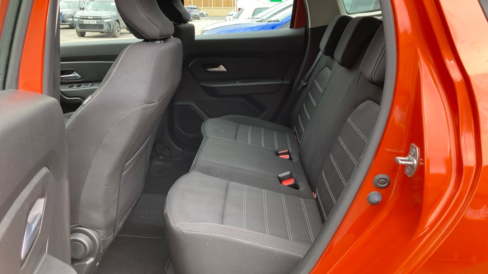 Dacia Duster 1.0 TCe 90 Comfort 5dr Petrol Estate - Image 16