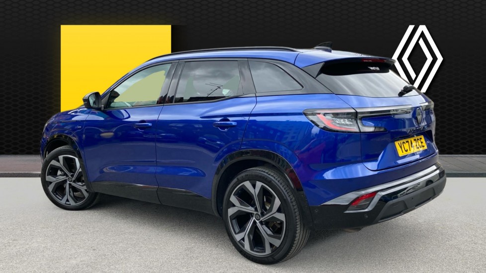 Renault Austral E-Tech FHEV Iconic Esprit Alpine 5dr Auto Hybrid Estate - Image 2