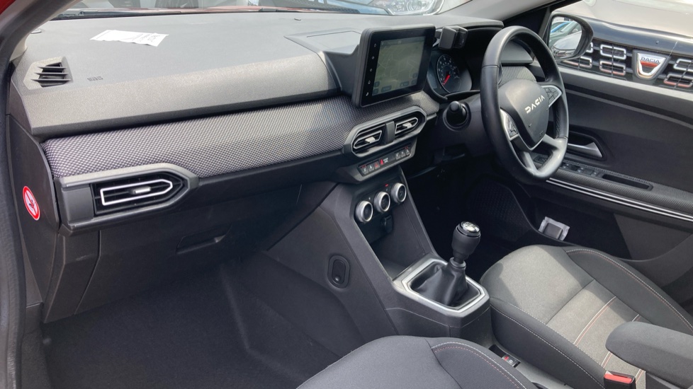 Dacia Jogger 1.0 TCe Extreme SE 5dr Petrol Estate - Image 9