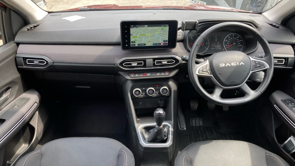 Dacia Jogger 1.0 TCe Extreme SE 5dr Petrol Estate - Image 10