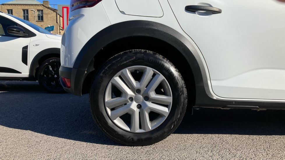 Dacia Sandero Stepway 1.0 TCe Essential 5dr Petrol Hatchback - Image 7