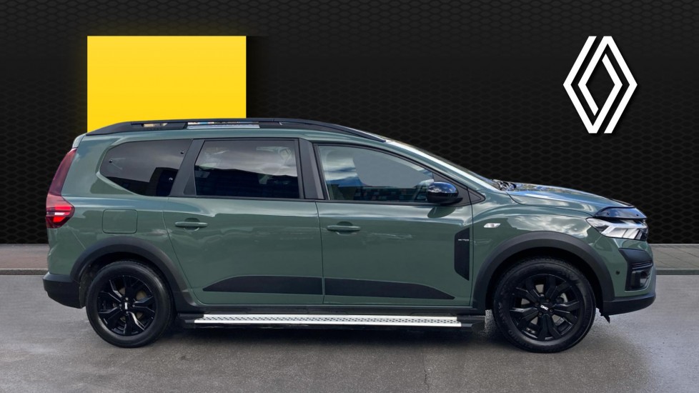 Dacia Jogger 1.6 HEV Extreme SE 5dr Auto Hybrid Estate - Image 5
