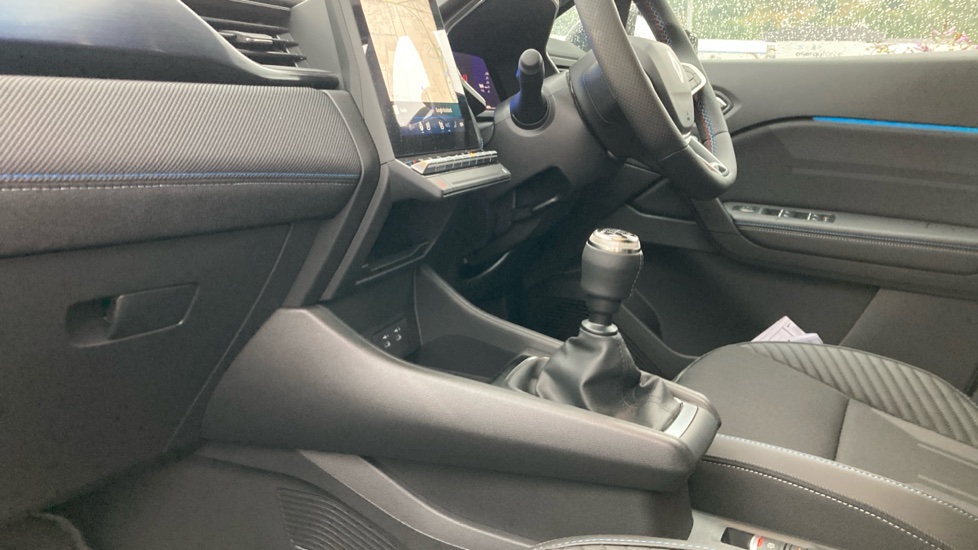 Renault Symbioz 1.3 TCe 140 Techno Esprit Alpine 5dr Petrol Estate - Image 13