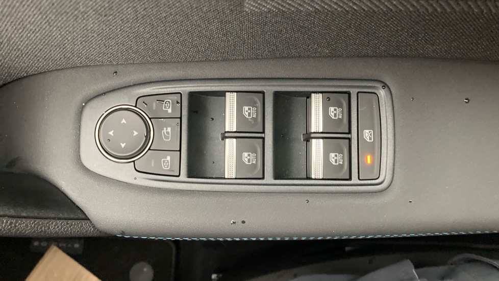 Renault Symbioz 1.3 TCe 140 Techno Esprit Alpine 5dr Petrol Estate - Image 27