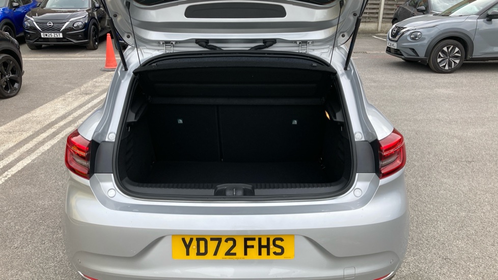 Renault Clio 1.6 E-TECH full hybrid 145 Techno 5dr Auto Hybrid Hatchback - Image 4