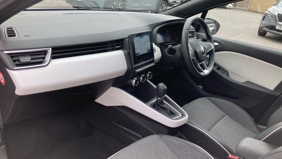 Renault Clio 1.6 E-TECH full hybrid 145 Techno 5dr Auto Hybrid Hatchback - Image 9