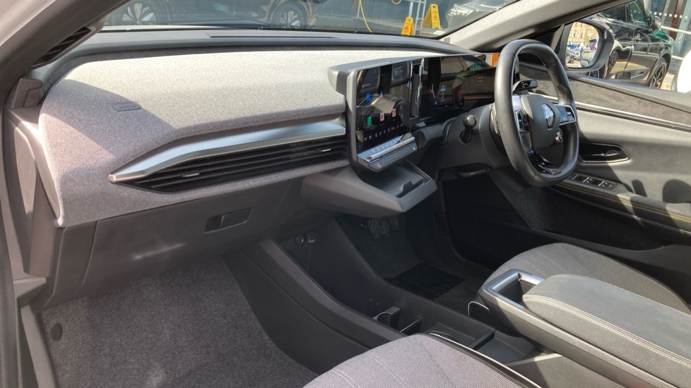 Renault Megane E-Tech EV60 160kW Techno 60kWh Optimum Charge 5dr Auto Electric Hatchback - Image 9