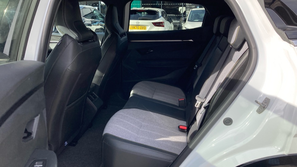 Renault Megane E-Tech EV60 160kW Techno 60kWh Optimum Charge 5dr Auto Electric Hatchback - Image 16