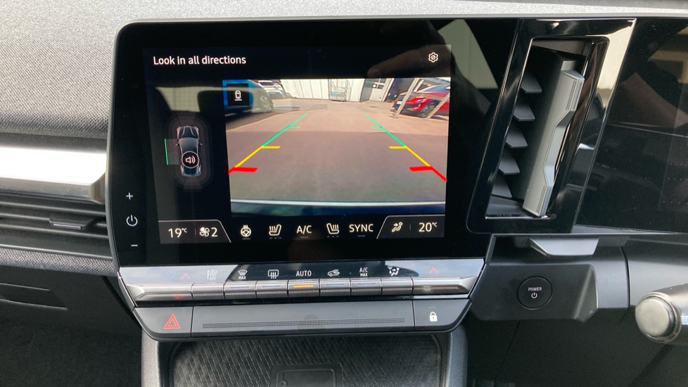 Renault Megane E-Tech EV60 160kW Techno 60kWh Optimum Charge 5dr Auto Electric Hatchback - Image 22