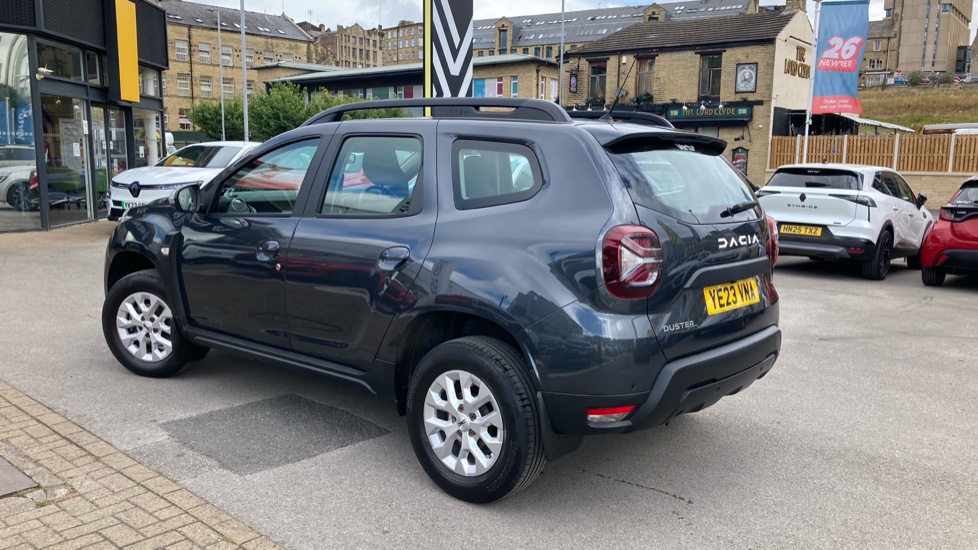 Dacia Duster 1.0 TCe 90 Expression 5dr Petrol Estate - Image 17