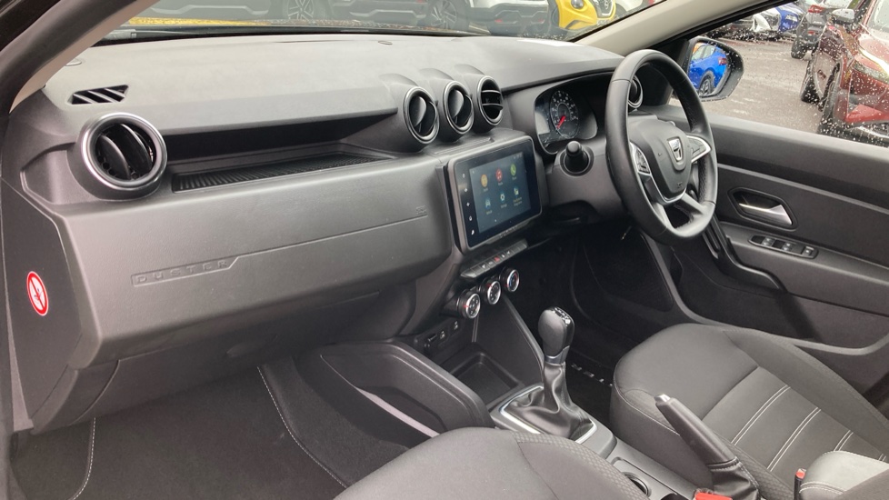 Dacia Duster 1.3 TCe 150 Comfort 5dr EDC Petrol Estate - Image 9