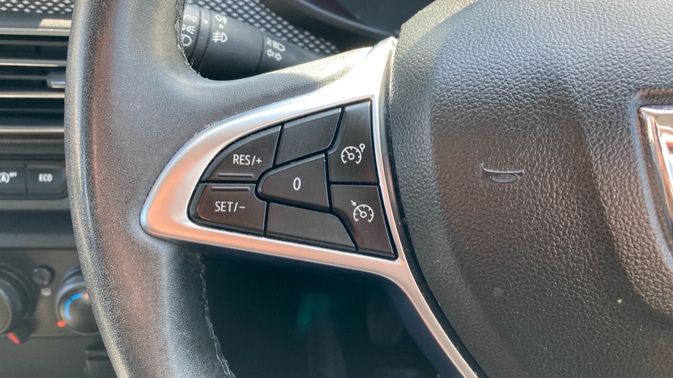 Dacia Sandero 1.0 TCe Comfort 5dr Bi Fuel Hatchback - Image 25
