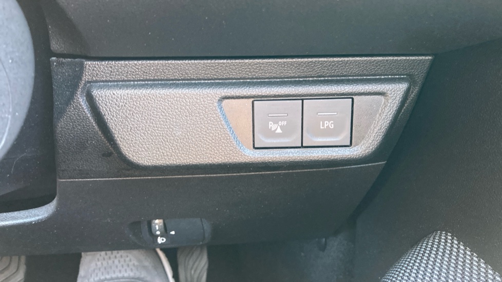 Dacia Sandero 1.0 TCe Comfort 5dr Bi Fuel Hatchback - Image 28