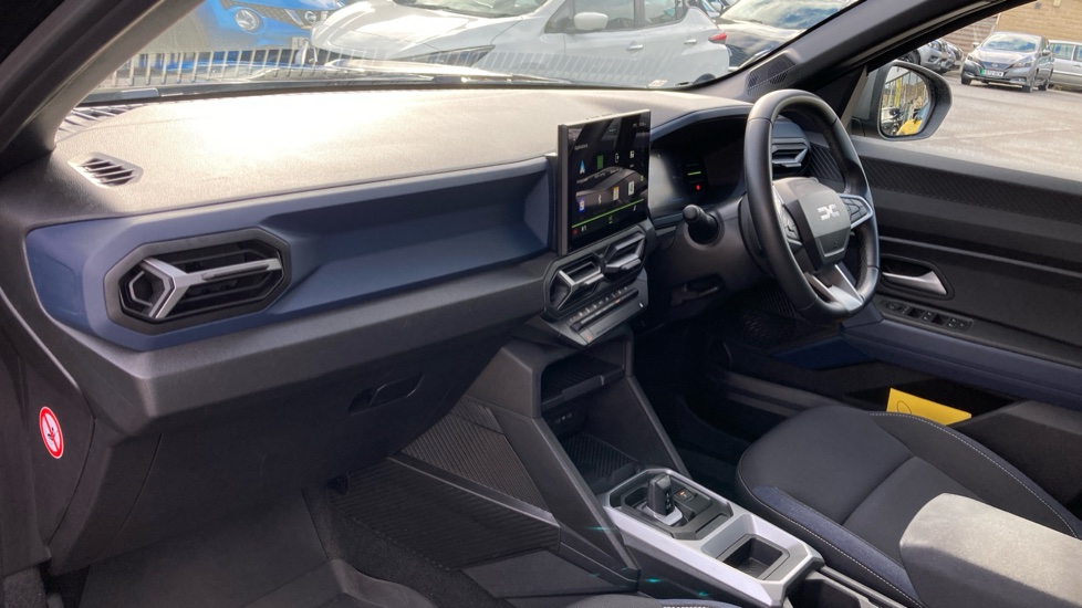 Dacia Duster 1.6 Hybrid 140 Journey 5dr Auto Hybrid Estate - Image 9