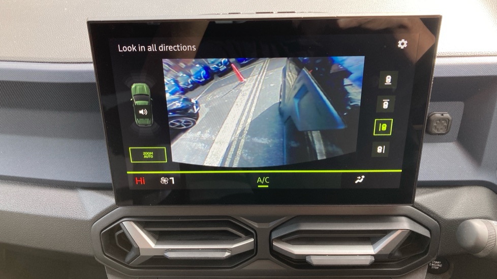 Dacia Duster 1.6 Hybrid 140 Journey 5dr Auto Hybrid Estate - Image 23