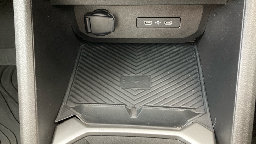 Dacia Duster 1.6 Hybrid 140 Journey 5dr Auto Hybrid Estate - Image 26