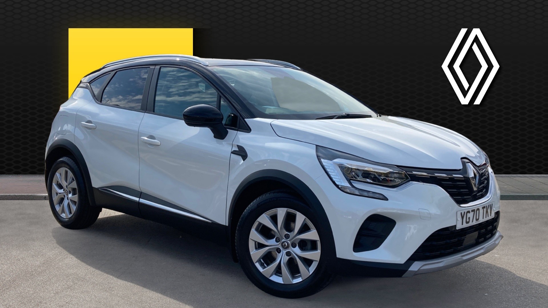 Renault Captur listing photo