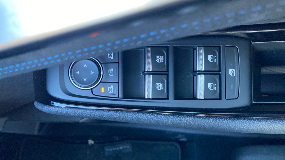 Renault Austral E-Tech Full Hybrid Techno Esprit Alpine 5dr Auto Hybrid Estate - Image 27
