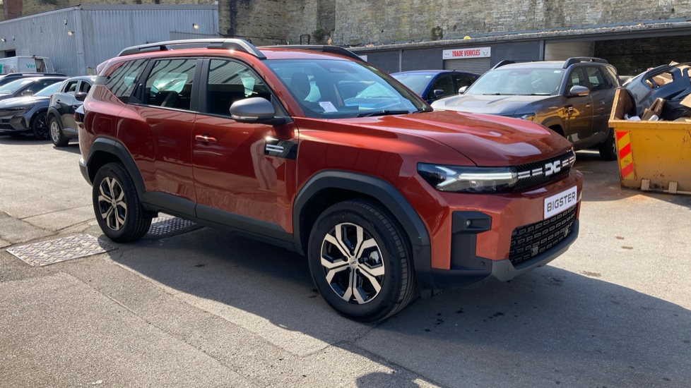 Dacia Bigster 1.8 Hybrid 155 Expression 5dr Auto Hybrid Estate - Image 8