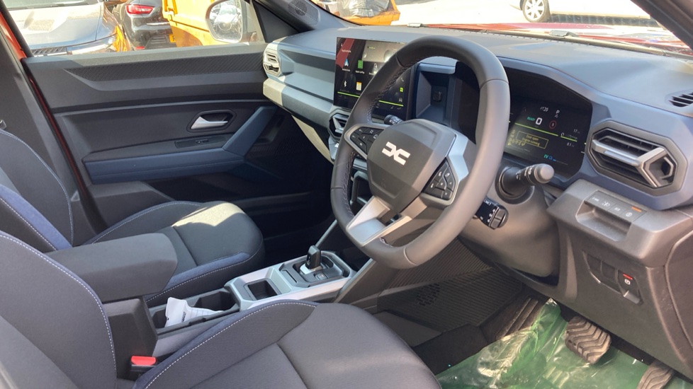 Dacia Bigster 1.8 Hybrid 155 Expression 5dr Auto Hybrid Estate - Image 11