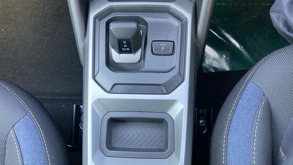 Dacia Bigster 1.8 Hybrid 155 Expression 5dr Auto Hybrid Estate - Image 24