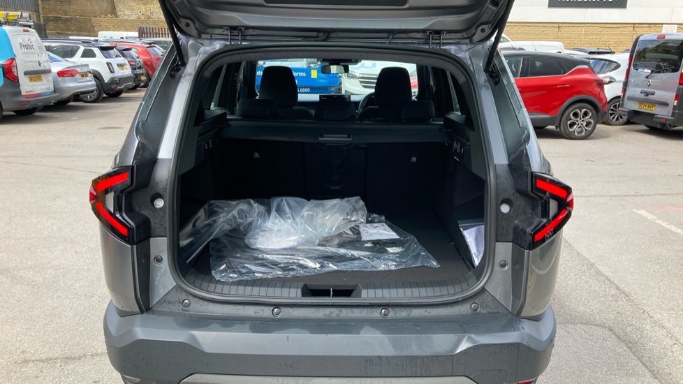 Dacia Bigster 1.8 Hybrid 155 Expression 5dr Auto Hybrid Estate - Image 4