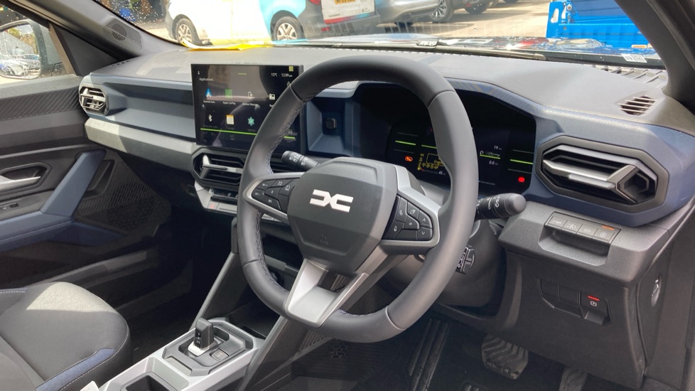 Dacia Bigster 1.8 Hybrid 155 Expression 5dr Auto Hybrid Estate - Image 11