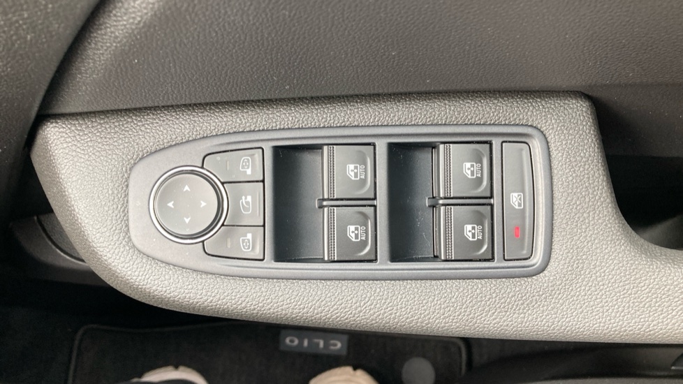 Renault Clio 1.6 E-TECH full hybrid 145 Evolution 5dr Auto Hybrid Hatchback - Image 28