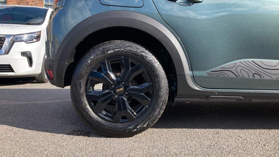 Dacia Sandero Stepway 1.0 TCe Extreme 5dr CVT Petrol Hatchback - Image 7
