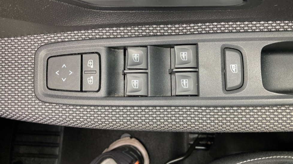 Dacia Jogger 1.0 TCe Expression 5dr Petrol Estate - Image 26