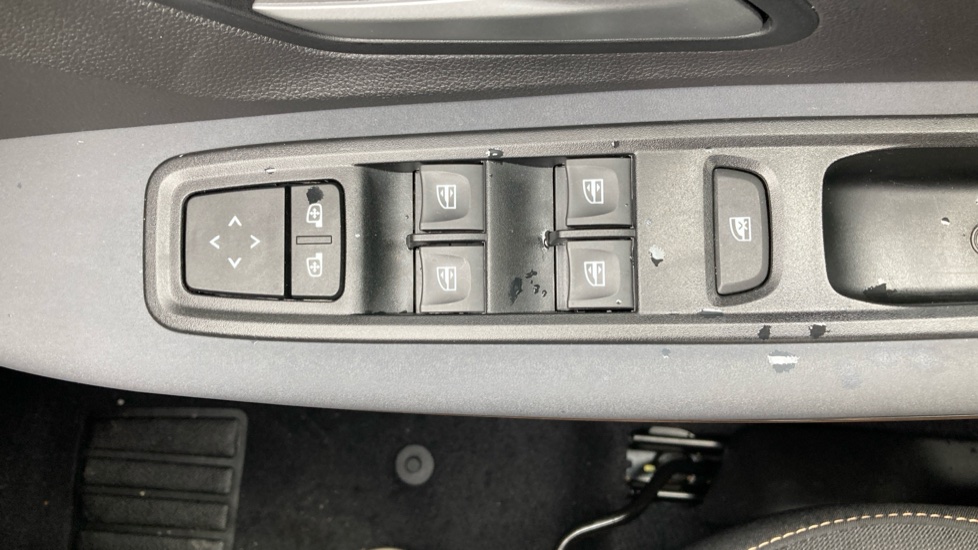 Dacia Sandero Stepway 1.0 TCe Extreme 5dr Bi Fuel Hatchback - Image 29