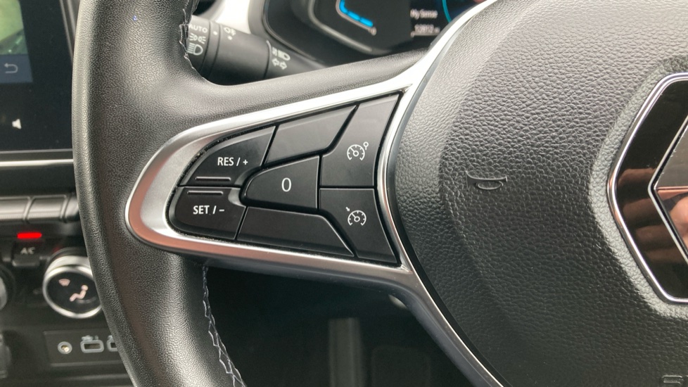 Renault Captur 1.6 E-Tech full hybrid 145 Techno 5dr Auto Hybrid Hatchback - Image 25