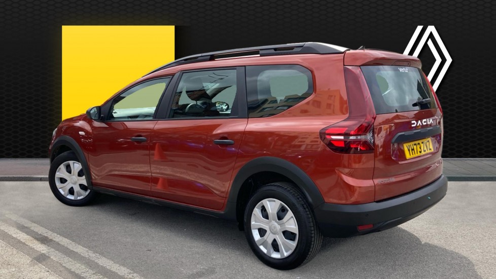 Dacia Jogger 1.0 TCe Essential 5dr Petrol Estate - Image 2