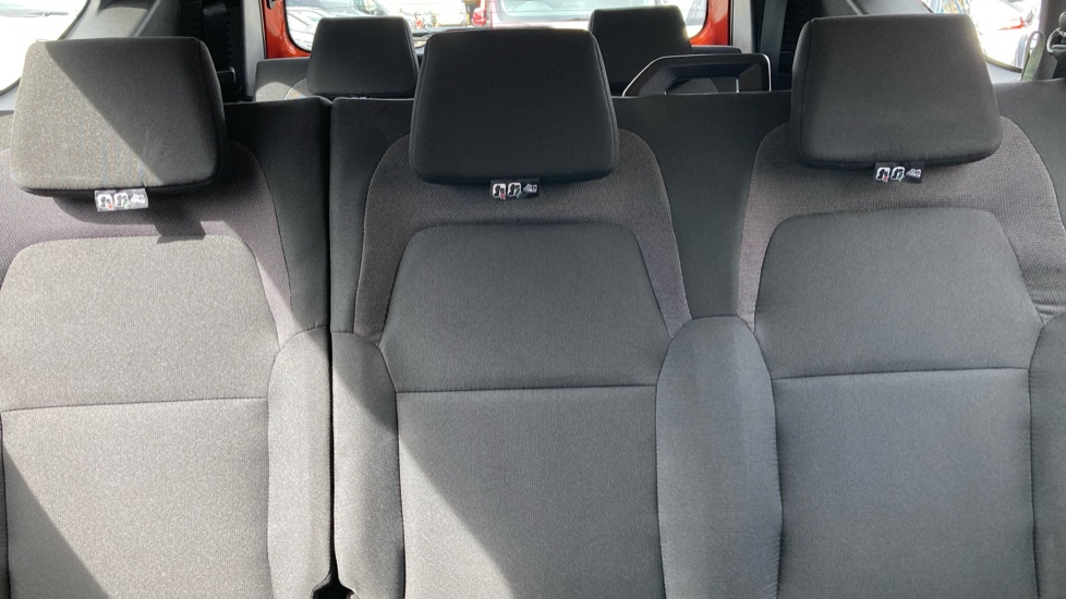 Dacia Jogger 1.0 TCe Essential 5dr Petrol Estate - Image 15