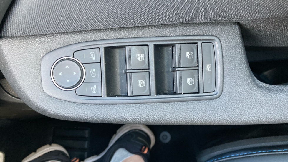 Renault Clio 1.6 E-TECH full hybrid 145 Esprit Alpine 5dr Auto Hybrid Hatchback - Image 30