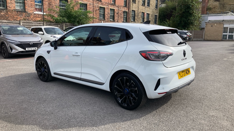 Renault Clio 1.6 E-TECH full hybrid 145 Esprit Alpine 5dr Auto Hybrid Hatchback - Image 17