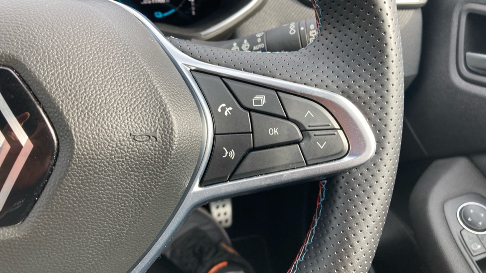 Renault Clio 1.6 E-TECH full hybrid 145 Esprit Alpine 5dr Auto Hybrid Hatchback - Image 29