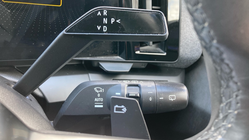 Renault Megane E-Tech EV60 160kW Techno 60kWh Optimum Charge 5dr Auto Electric Hatchback - Image 25