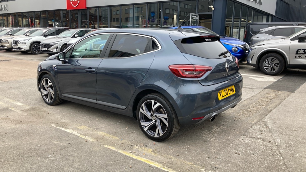 Renault Clio 1.0 TCe 100 RS Line 5dr Petrol Hatchback - Image 17