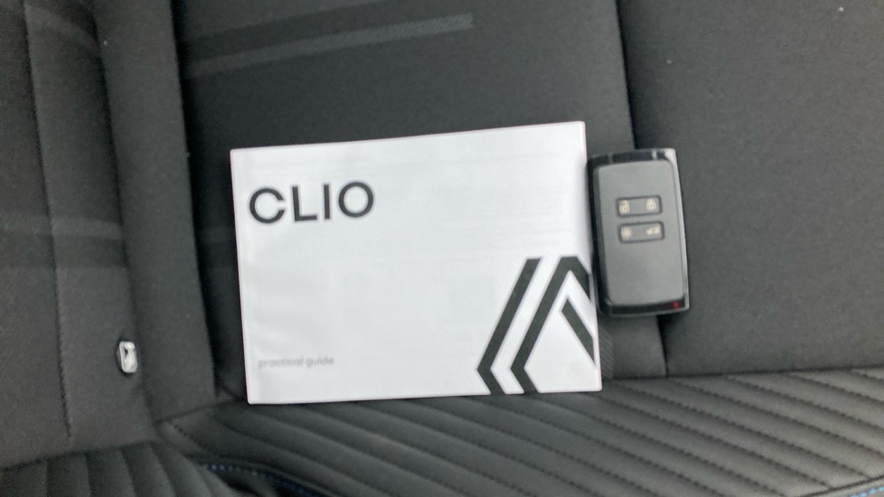 Renault Clio 1.6 E-TECH full hybrid 145 Esprit Alpine 5dr Auto Hybrid Hatchback - Image 19