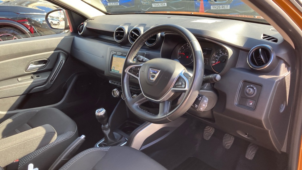 Dacia Duster 1.3 TCe 150 Prestige 5dr Petrol Estate - Image 11