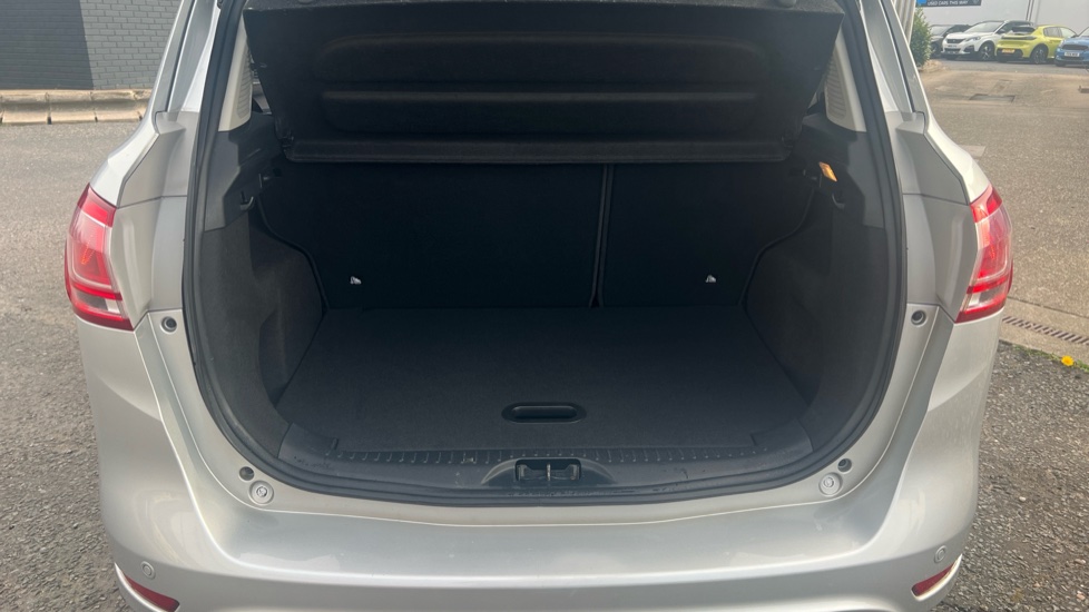 Ford B-MAX 1.0 EcoBoost 125 Titanium Navigator 5dr Petrol Hatchback - Image 4