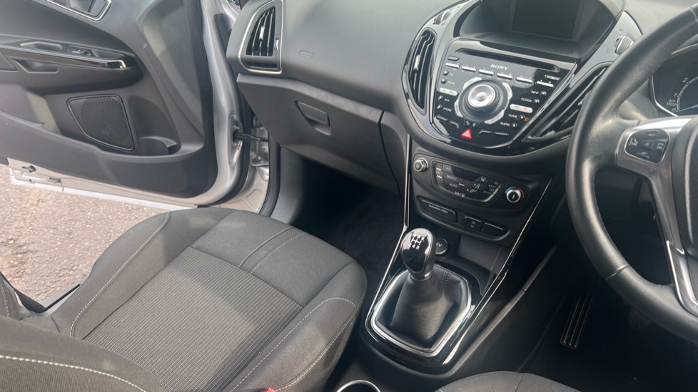 Ford B-MAX 1.0 EcoBoost 125 Titanium Navigator 5dr Petrol Hatchback - Image 14