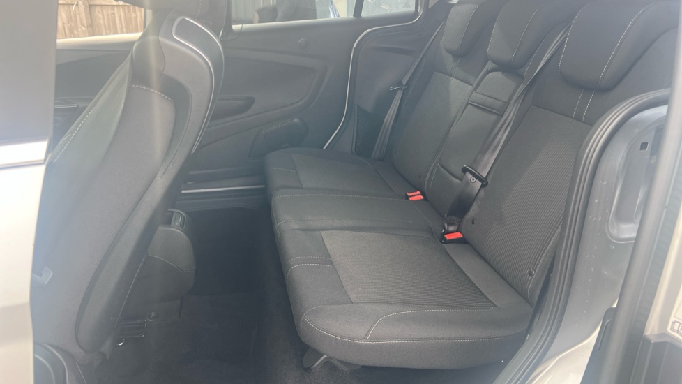 Ford B-MAX 1.0 EcoBoost 125 Titanium Navigator 5dr Petrol Hatchback - Image 16